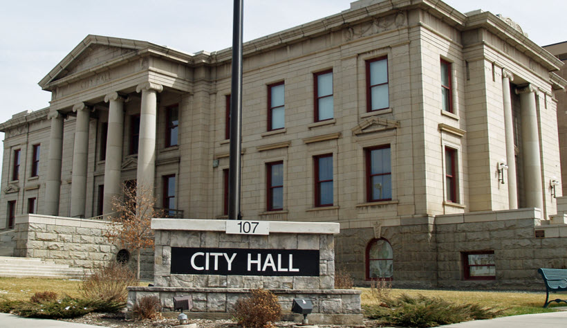 Image of City Hall.